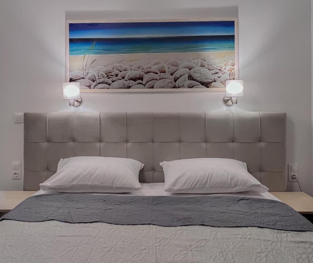 Athanasia Apartments Skiathos Town Exterior photo