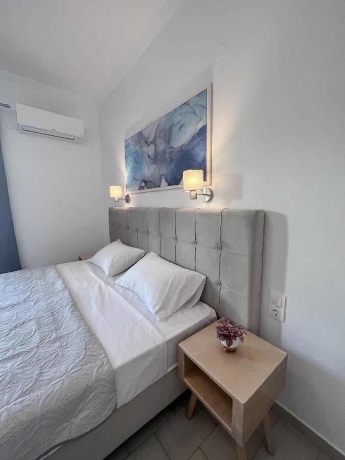 Athanasia Apartments Skiathos Town Exterior photo