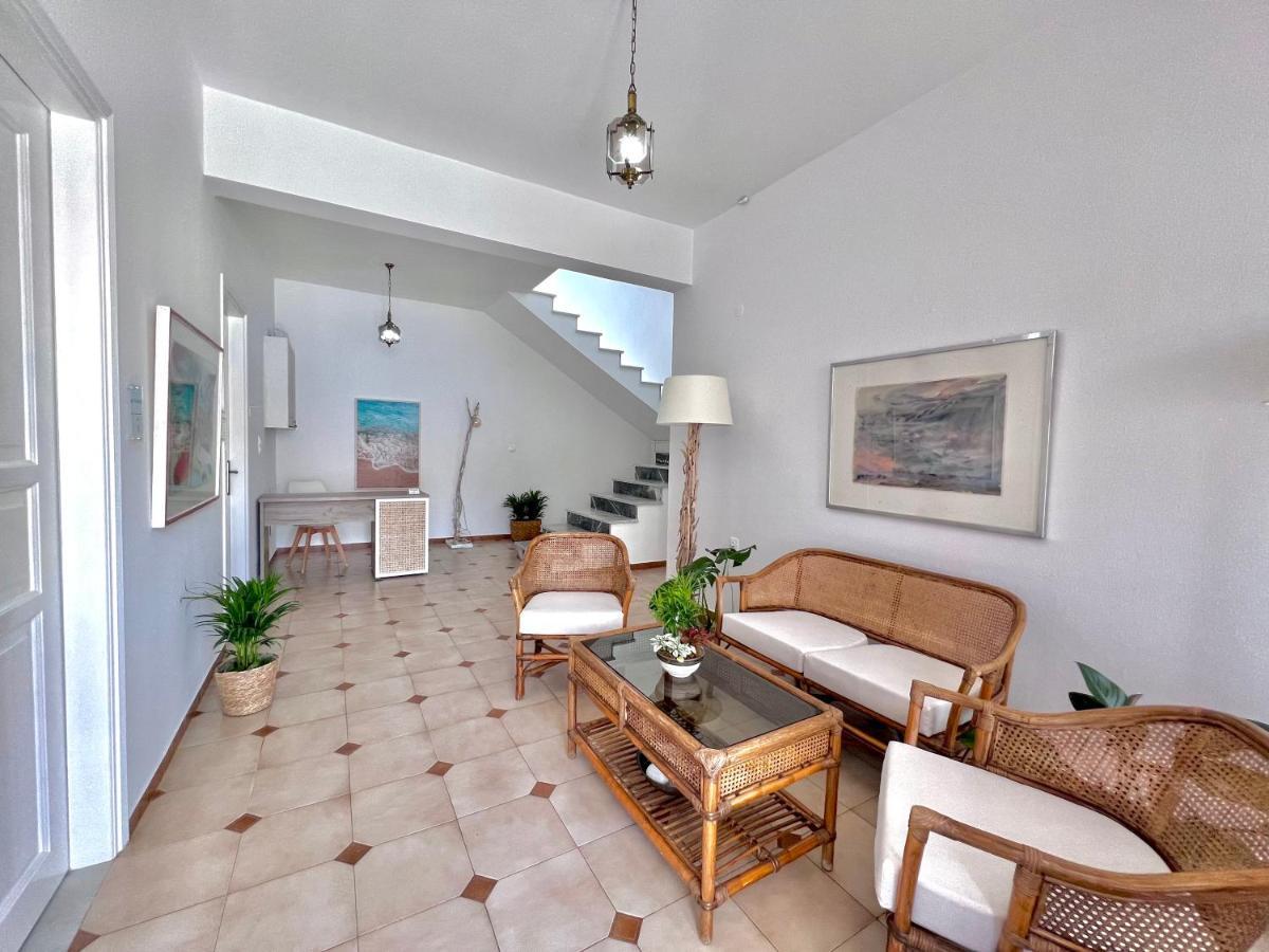 Athanasia Apartments Skiathos Town Exterior photo